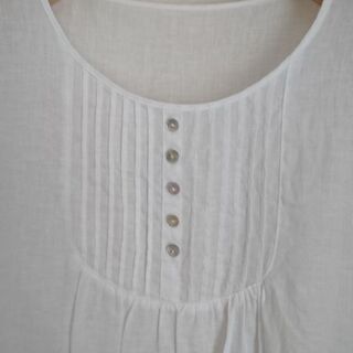 美品 白色ブラウス(麻100%)サイズLの画像