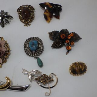 ブローチ 12セット まとめ売り ②の画像