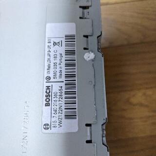 数日で捨てます　VW ポロ　純正オーディオ　６R　新車取り外し　補修用の画像