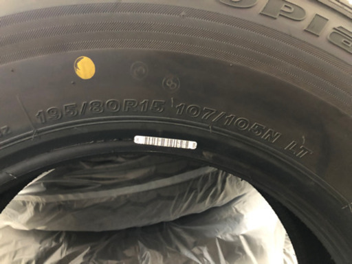 値下げしました[新車外し]ハイエース BS 夏タイヤ4本セット 195/80R15 107/105N LT 2021年製造