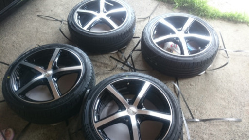 ホイールタイヤ