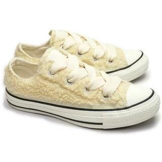 【取引中】CONVERSE ボア素材 秋冬アイテムの画像
