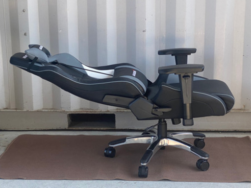 美品！AKRACING◇ゲーミングチェア◇デスクチェアPROXSERIES◇リクライニング◇ブラック
