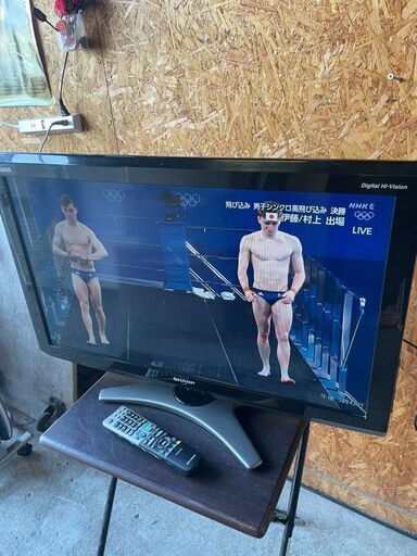 L2601　シャープ　液晶テレビ　32インチ　2010年