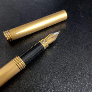 万年筆 ゴールド 金色