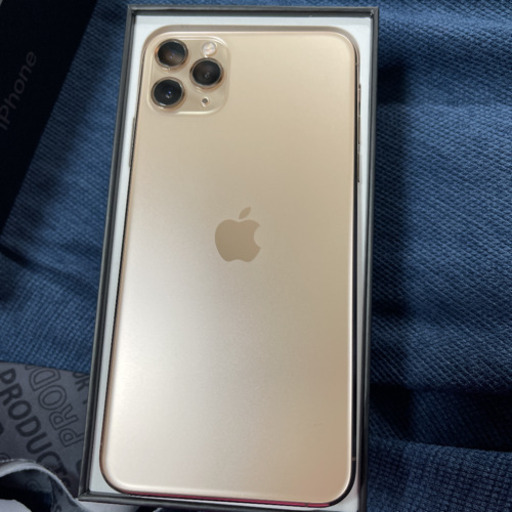 iPhone11ProMax64GゴールドSIM解除済！