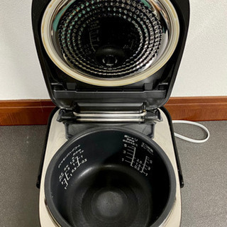 【値下げしました！】パナソニック IHジャー炊飯器 SR-HB107 2018年製 Panasonic　の画像
