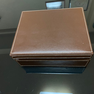 アクセサリーボックス　レザー