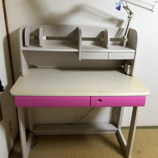 学習机☆キズ汚れあり、引き取りに来れる方、無料で差し上げます☆