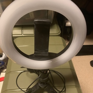 スマホ照明スタンドの画像
