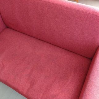 Francfrancソファ　赤　2人掛けの画像