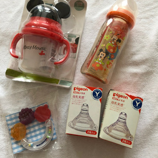 最終価格★【新品】哺乳びん、（替え乳首二箱除外しました❌）ガラガ...