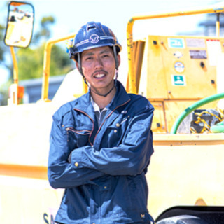 経験・学歴・性別不問！昇給随時！昇与年2回！【道路舗装スタッフ】の画像