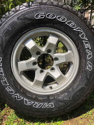 ハイエース、デリカ、4WD、タイヤホイルセット　15インチ