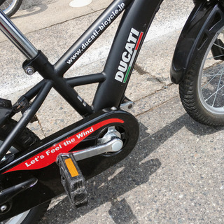 子ども用自転車✨スポーツタイプ✨16インチ　黒色✨鍵なしタイプ✨中古品の画像