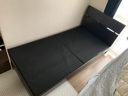 シングルベッド