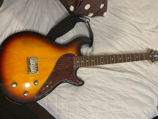 人気のLINE6 variax ギター エレキギター  専用ケース付き