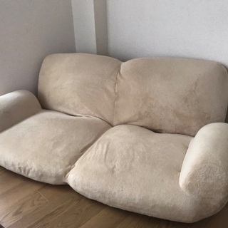【募集中❗️】ニトリの二人掛けローソファー（ふっくらパン）