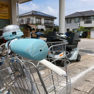 自転車✨女の子向け✨24インチ　水色✨鍵ありタイプ✨中古品✨防犯登録できます♪の画像