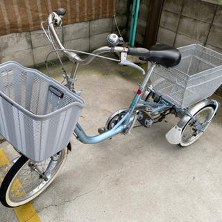 ブリヂストン　大人用三輪車