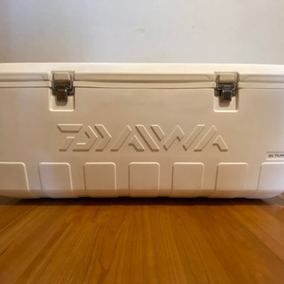 Daiwaのクーラーボックス SU-8000