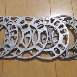 ホイールスペーサー 2.5mm 4.5mm 5mm 各2枚の画像