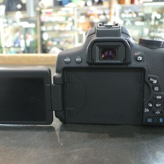 商談中Canon キャノン デジタル一眼レフカメラ ダブルズームキット EOS KISS X8i【愛品倶楽部柏店】の画像