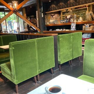 【ビジネス不可】9/6(月)11:00 レトロ喫茶カフェ会《お茶の水》木のぬくもりがあるロッジ風の喫茶店『穂高』の画像