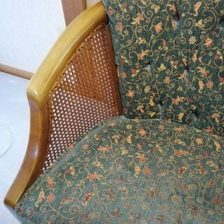 2人がけソファと1人がけソファの画像