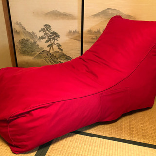 赤の座椅子？1人用ソファー？？