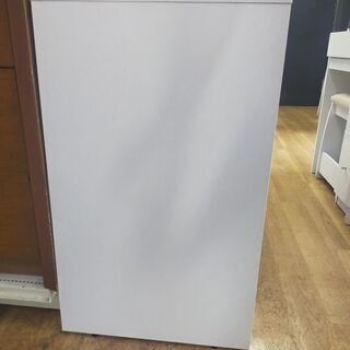 【着払い対応可能！！旧鹿児島市内送料無料】 リサイクルストアスターズ城西店パーソナルデスク　ホワイトの画像