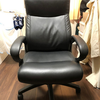 オフィスチェア　パソコンチェア　イス