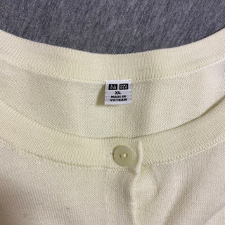 ユニクロ　カーディガン　お譲りします　100円の画像