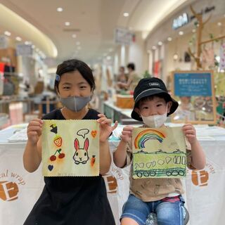 絵を描いてエコラップを作ろう！(みつろうラップ）in神戸阪急