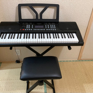 電子ピアノ