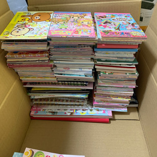 文房具、鉛筆、メモ帳、ぬいぐるみ　25kgまとめ売りの画像