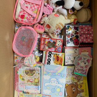 文房具、鉛筆、メモ帳、ぬいぐるみ　25kgまとめ売り