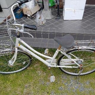 オートライト　自転車26インチ　3段ギア　ホワイト