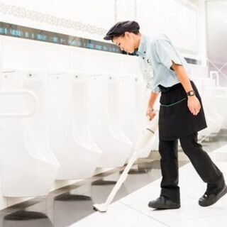 Wワーク歓迎♪ 12時～21時(シフト)　★マルハン北上店<営業中清掃スタッフ>の募集★の画像