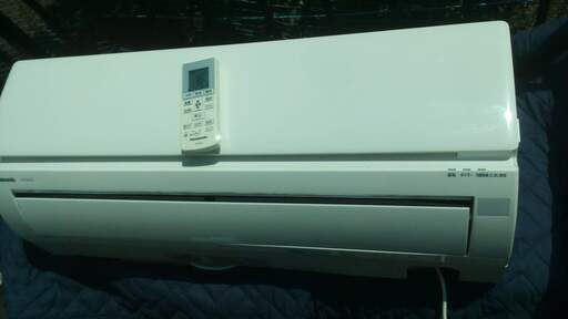 Panasonic ルームエアコンCS-562CF2