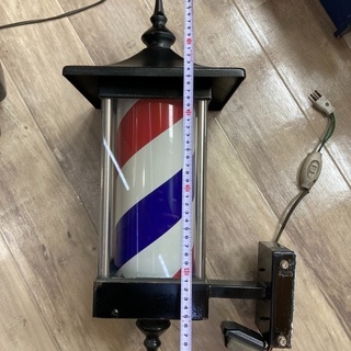 理髪店　サインポールの画像