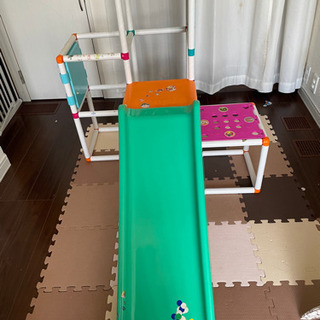 【譲渡先決定】ベビージャングルジム　すべり台付きの画像