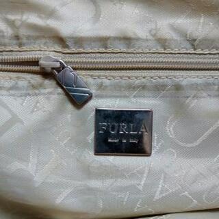 FURLA トートバッグ クリーム色 フルラの画像