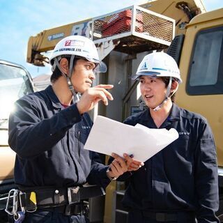 重量物の設置作業スタッフ◎機械を使って設置する重量工／月給40万以上も可／未経験歓迎／意欲重視の採用の画像