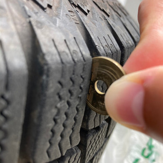 スタッドレスタイヤ225/65R17T ハリアーの画像