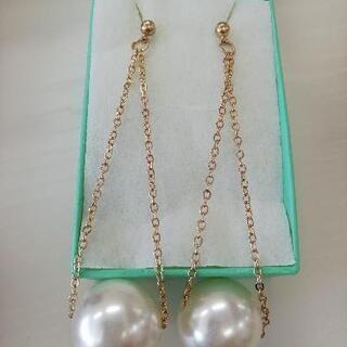 409◇未使用一部訳あり◇個性派ピアス4点セットの画像