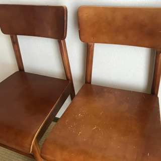 【受渡し待ち】木の椅子　アンティーク　2脚セット