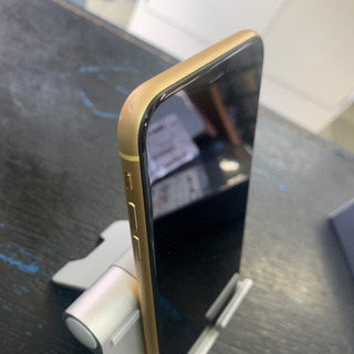 【SIMフリー】背面割れ iPhoneXR 128GB イエロー バッテリー88%の画像