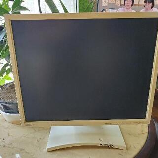 中古パソコンディスプレイ