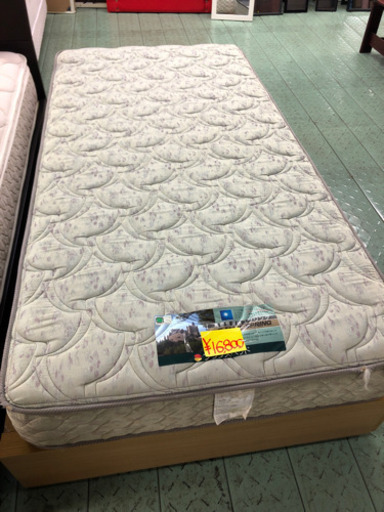 0728009 ベッドフレーム+マットレス シングル お持ち帰り2割引！